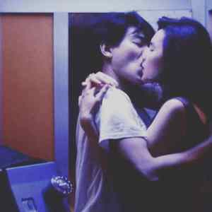 黄色三级免费看
